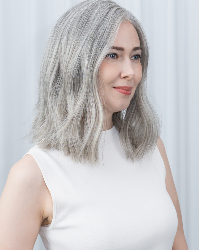 Sophia 12” | Silk-Inserted Lace Top Wig-Light Silver Grey Blend