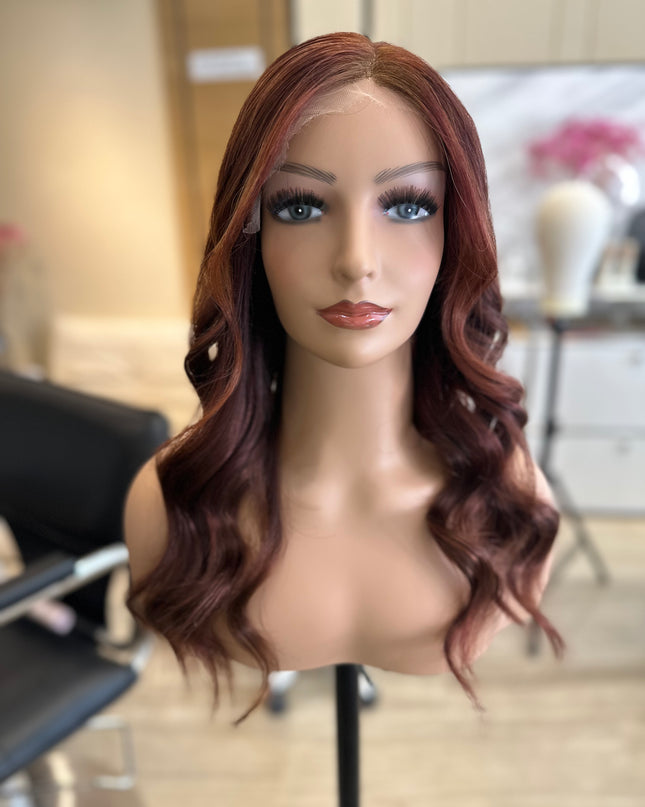 Anette | Perruque de cheveux humains Remy - Cheveux bruns avec reflets rouge bordeaux