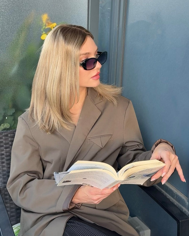 Perruque en cheveux humains Remy avec dentelle sur le dessus - Blond chaud aux reflets blond doré