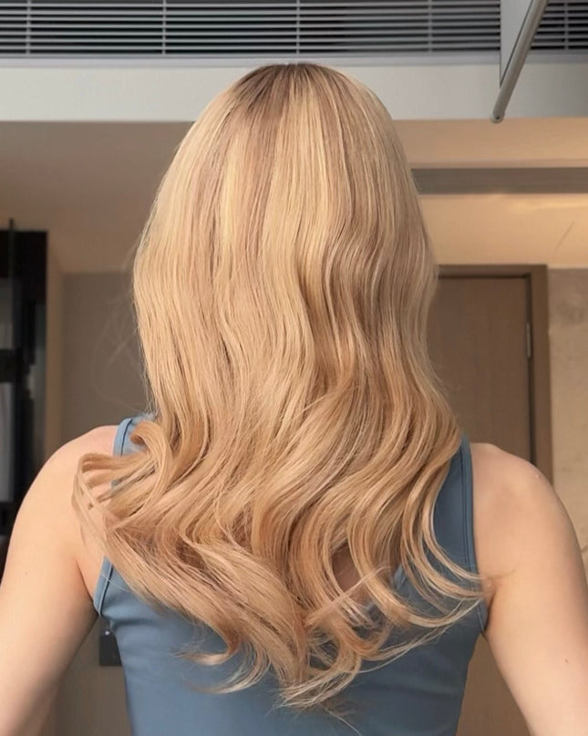 Diane | Perruque de cheveux humains Remy - Balayage blond avec reflets faibles