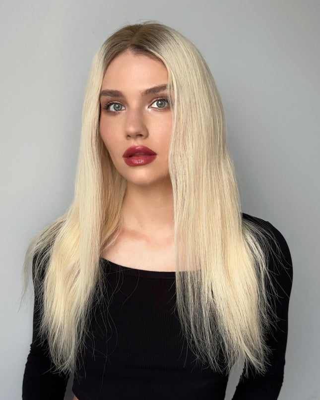 Ava | Perruque en cheveux humains Remy avec dessus en dentelle - Blond platine à racines foncées