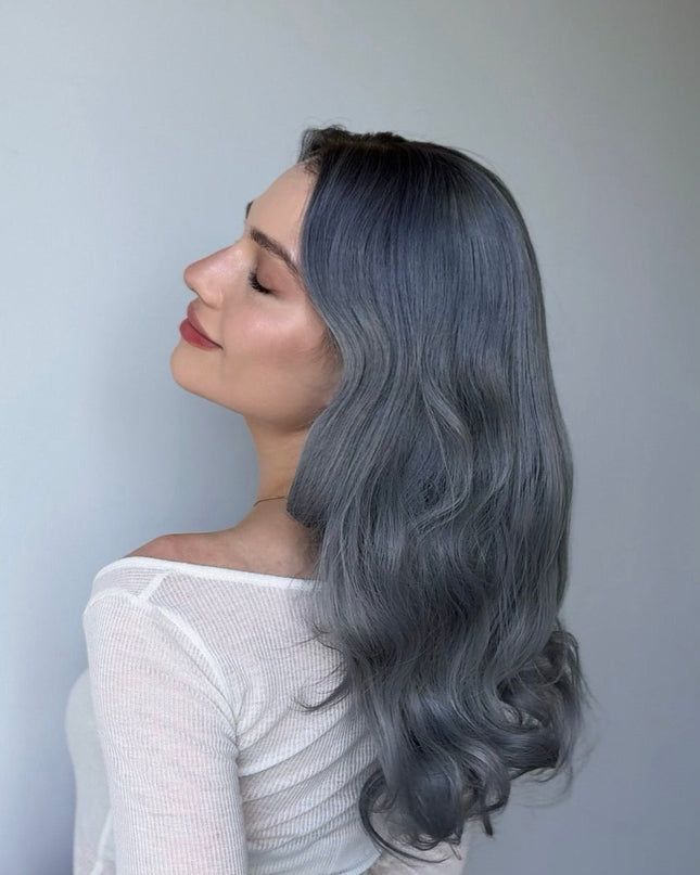 Berthe| Perruque de cheveux humains Remy - Nuances de gris argentés