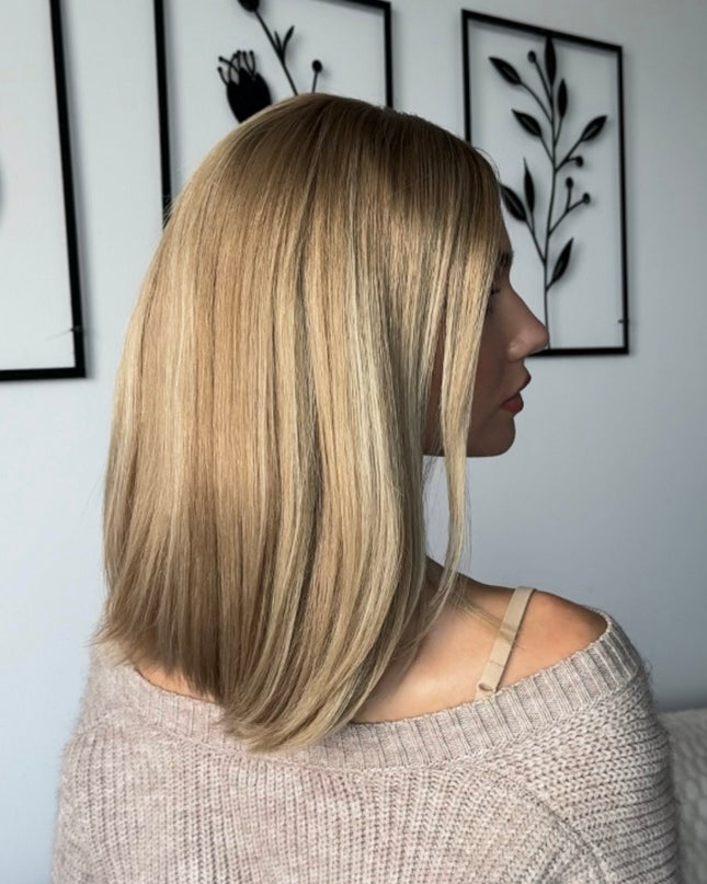 Perruque en cheveux humains Remy avec dentelle sur le dessus - Blond chaud aux reflets blond doré