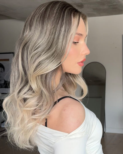 Ada | Lace Front REMY ECHTHAARPERÜCKE - Aschblond mit gewurzeltem Balayage 